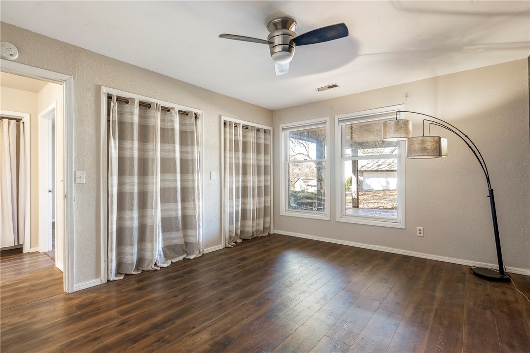 Shakespeare Courts - Residential