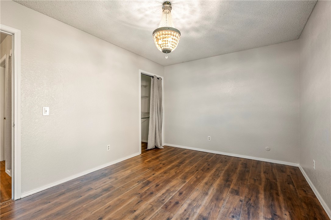 Shakespeare Courts - Residential