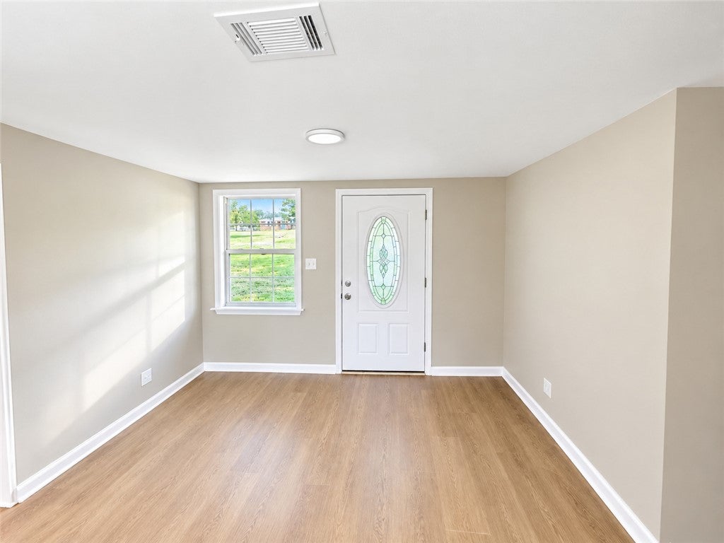 679 Lake Road