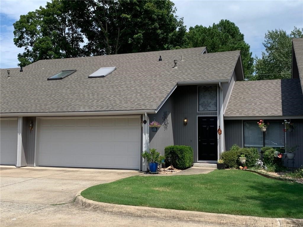 Silvertree Twnhms Ph 1Rogers - Residential Lease