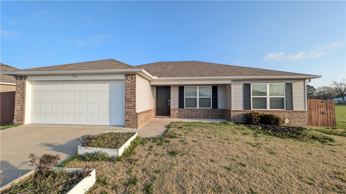 Silver Meadows Ph 1 2017 Highfill - Residential Lease