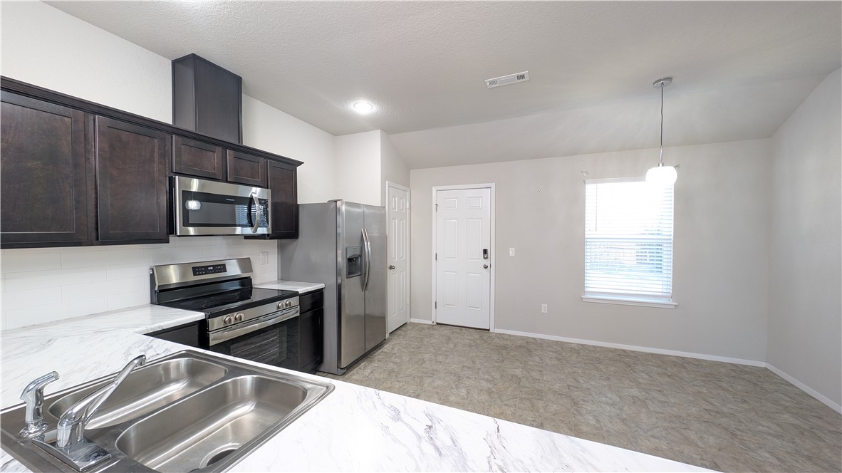 Silver Meadows Ph 1 2017 Highfill - Residential Lease