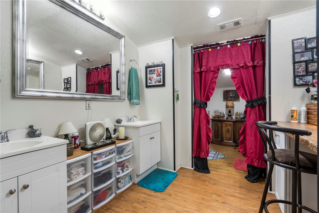 Parkers Valley View Acres - Residential