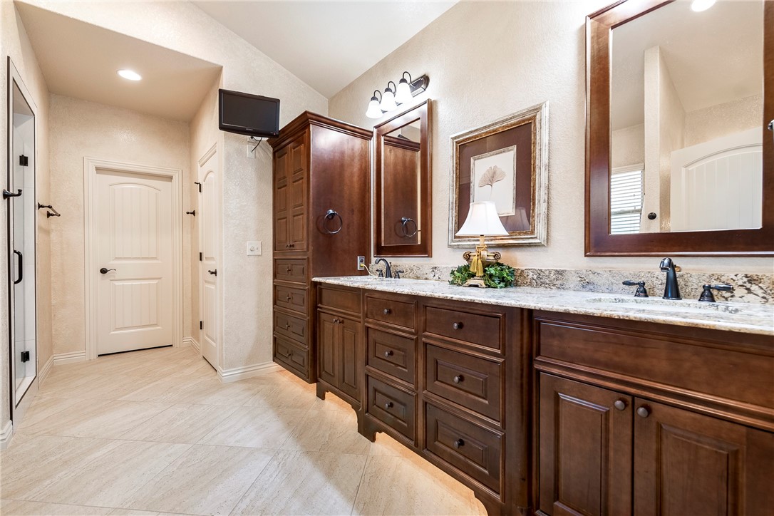 Angel Falls - Residential