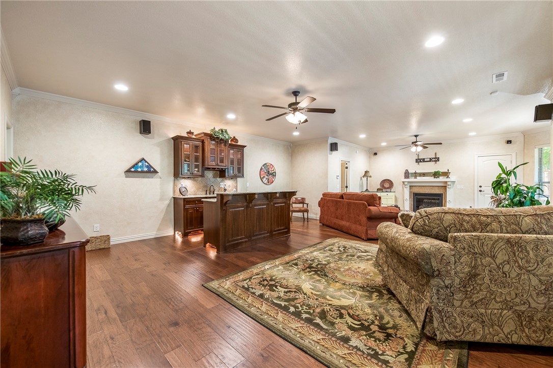 Angel Falls - Residential