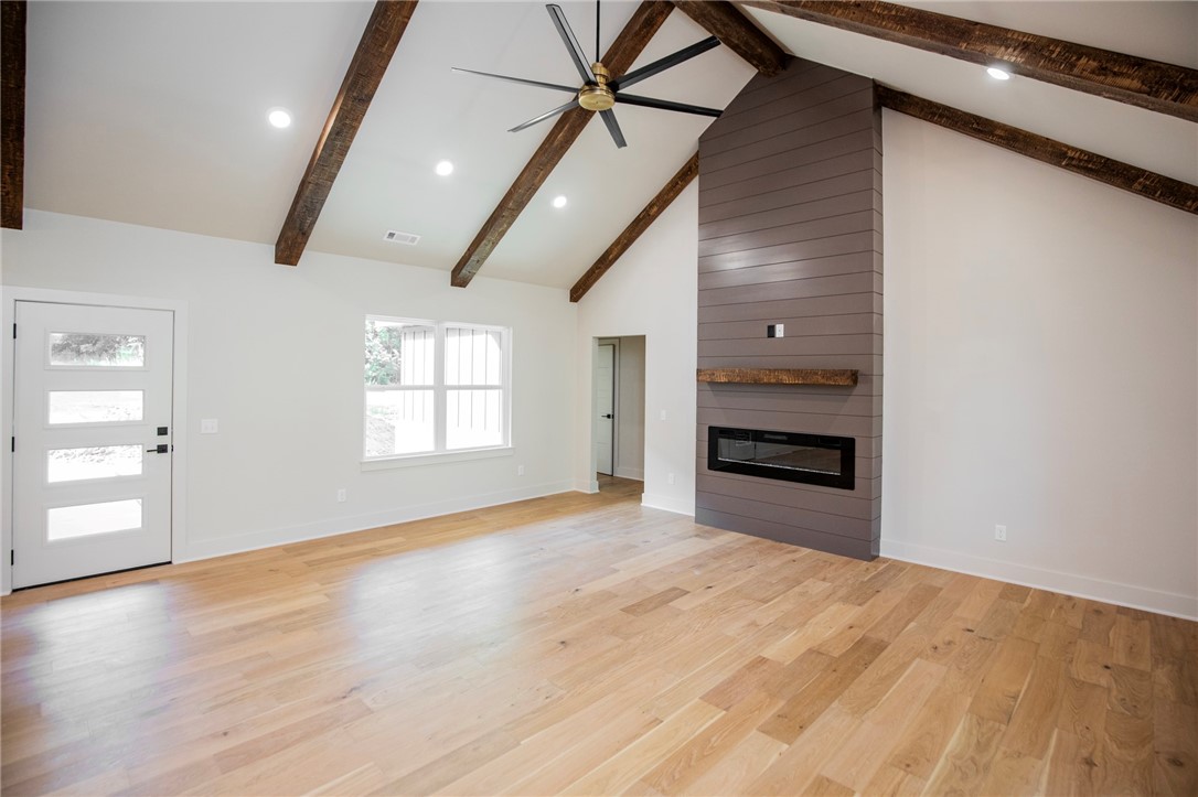 25 Lathrop Drive