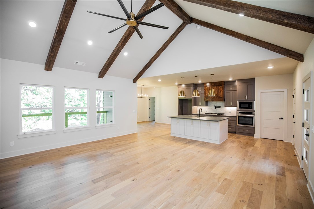 25 Lathrop Drive