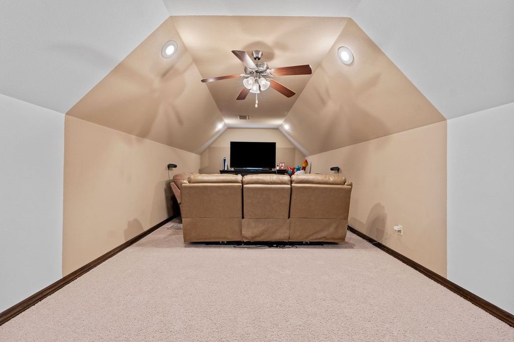 Edinburgh Sub Lowell - Residential