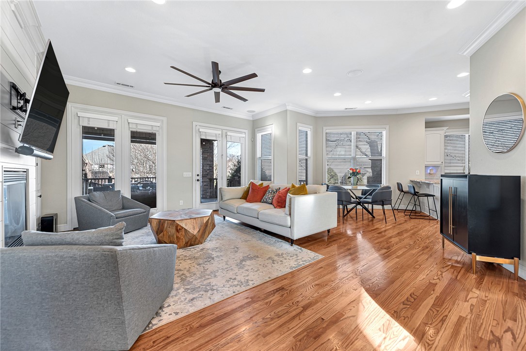 Shadow Valley Ph V Rogers - Residential