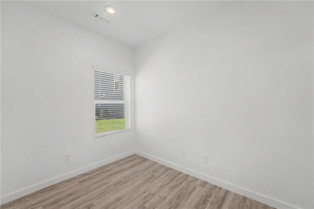 FEATHERSTON VILLAGE PH 2-CENTERTON - Residential Lease