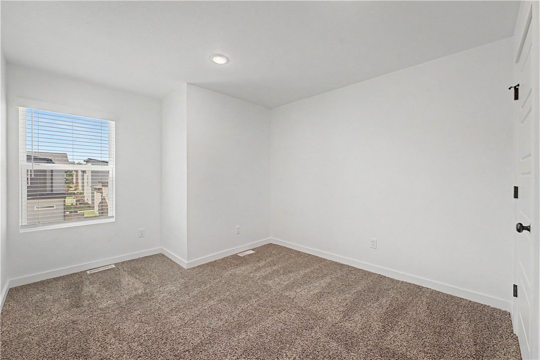 FEATHERSTON VILLAGE PH 2-CENTERTON - Residential Lease