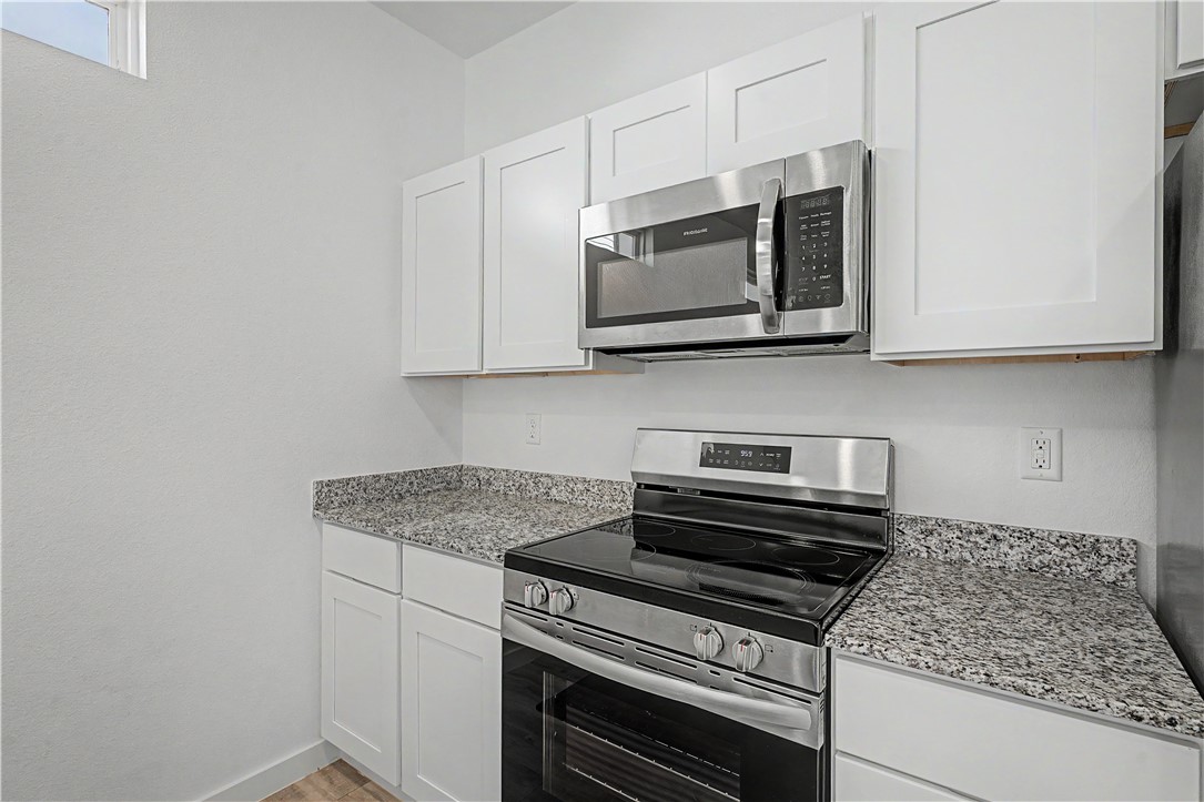 FEATHERSTON VILLAGE PH 2-CENTERTON - Residential Lease