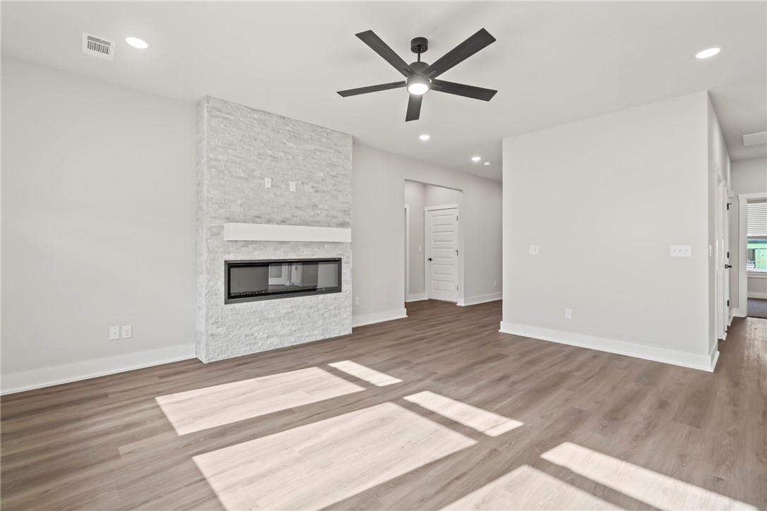 Walnut Grove Sub Ph Ii Bentonville - Residential