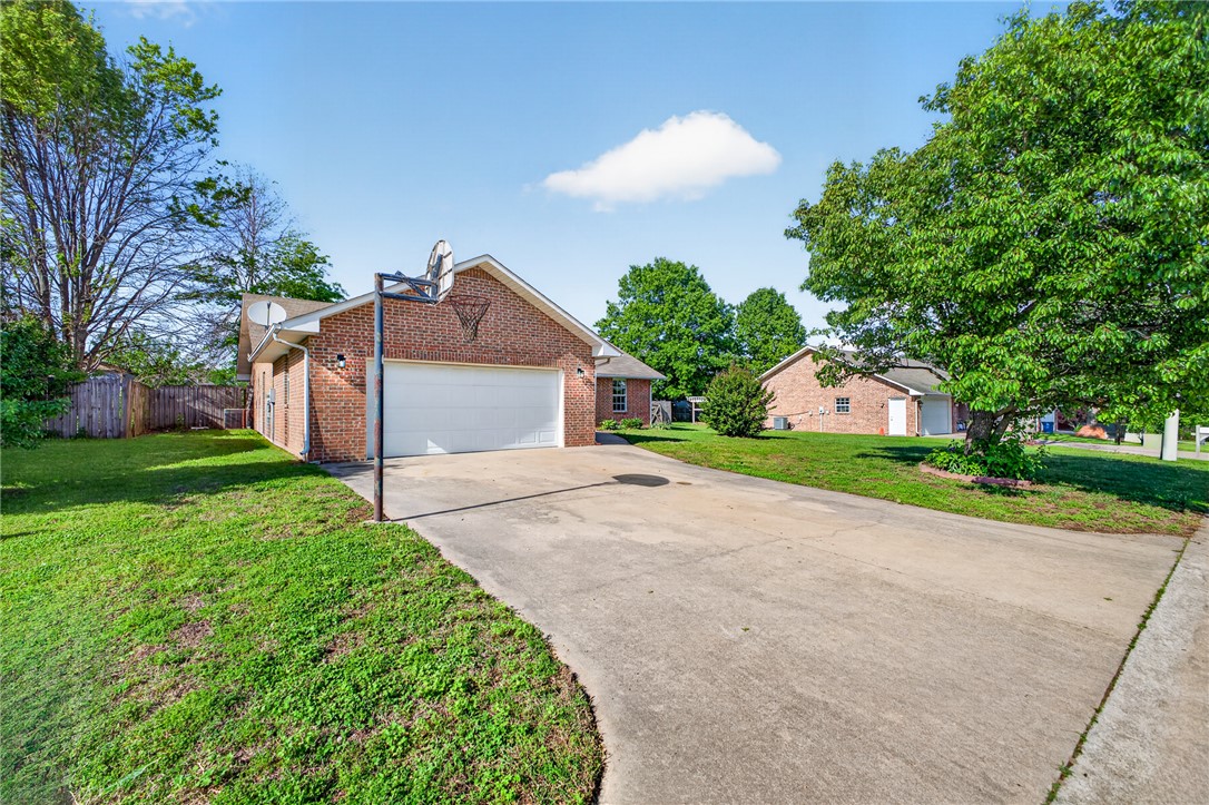 Country Estates Gentry - Residential