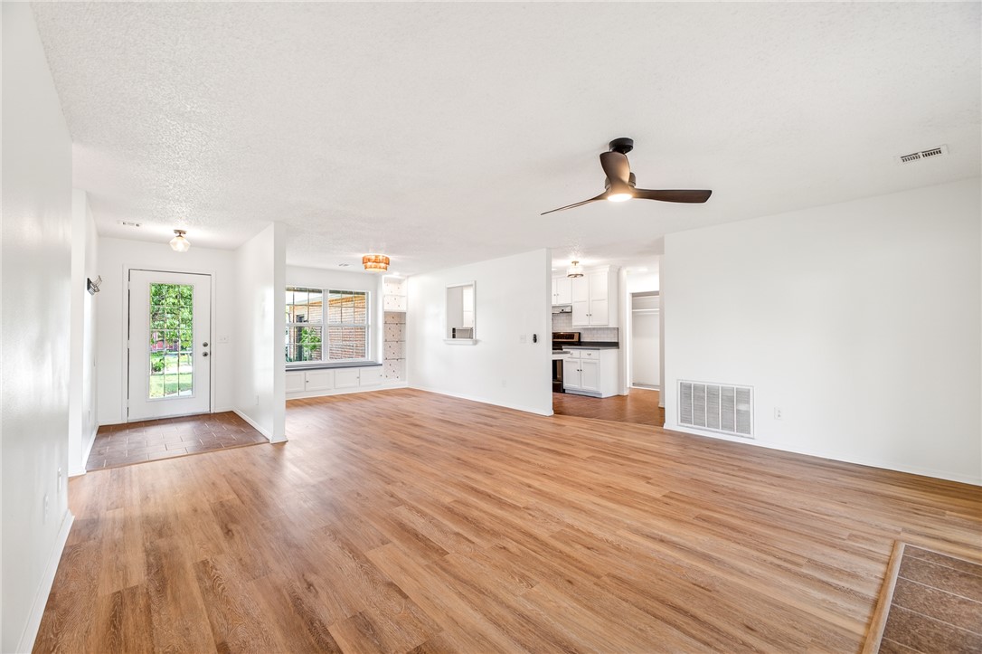 Country Estates Gentry - Residential