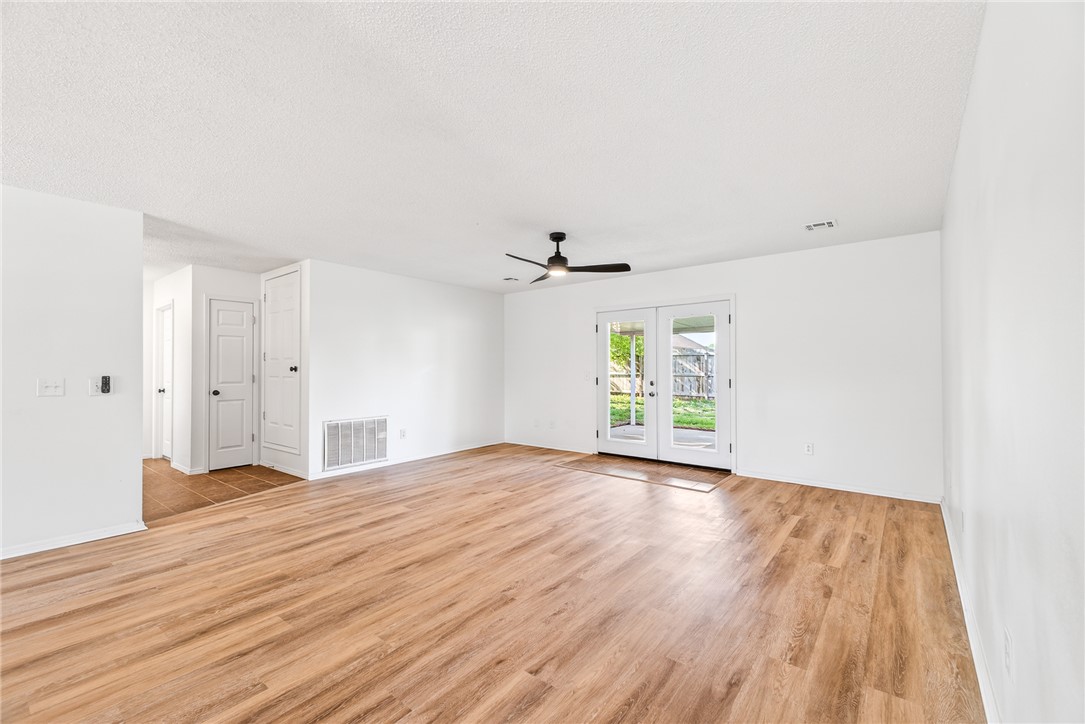 Country Estates Gentry - Residential