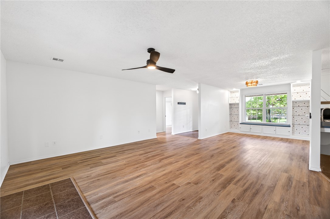 Country Estates Gentry - Residential