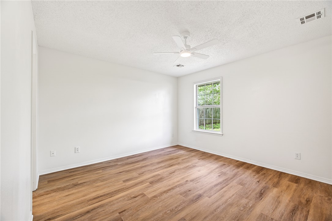 Country Estates Gentry - Residential