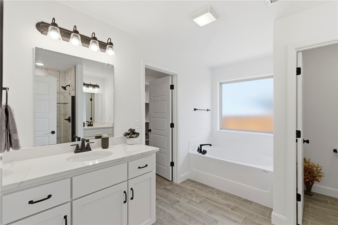 Pines Ph Iii, The Centerton - Residential