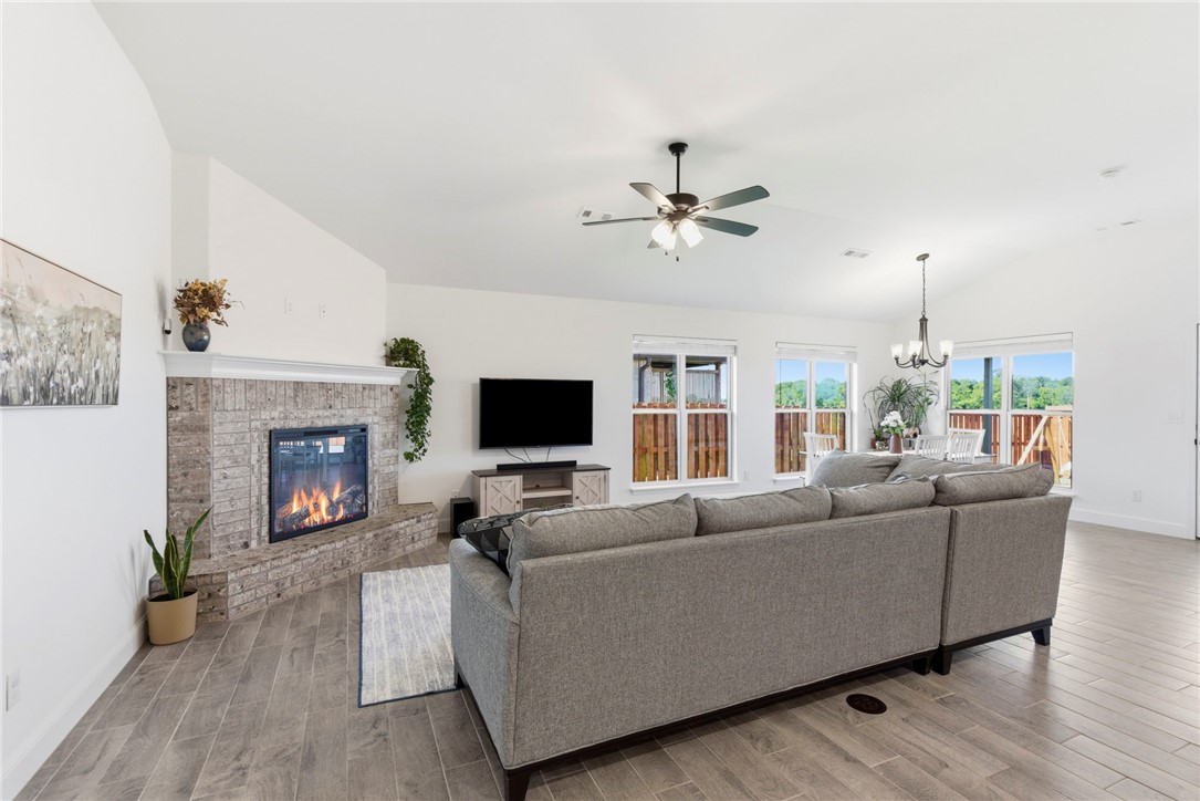 Pines Ph Iii, The Centerton - Residential