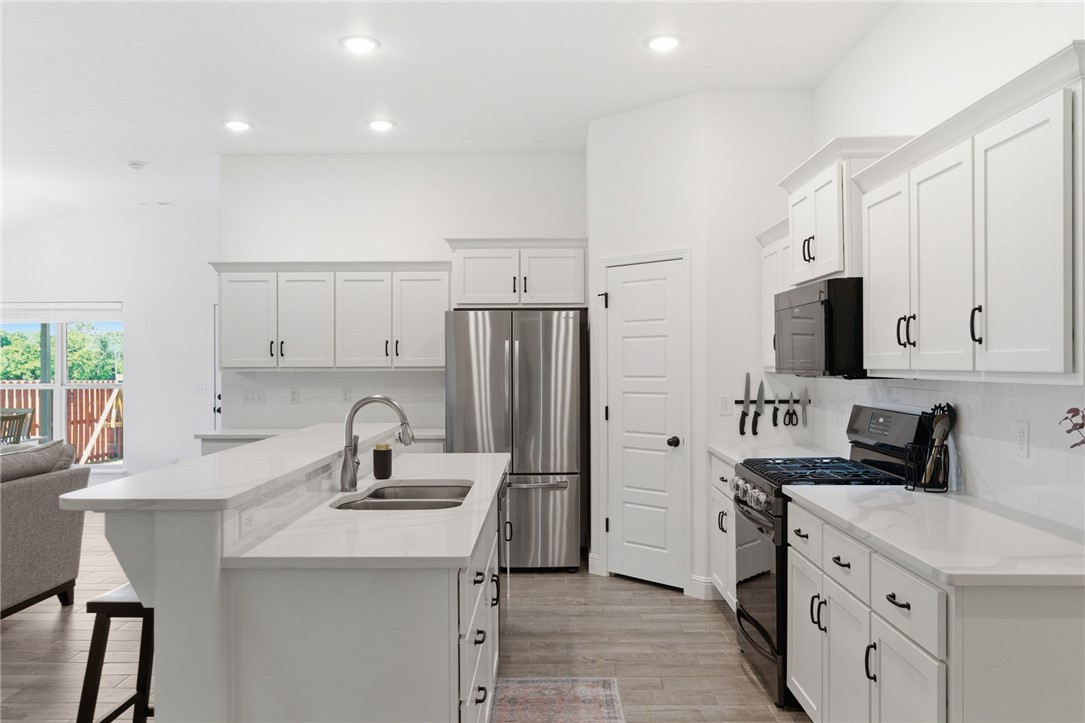 Pines Ph Iii, The Centerton - Residential