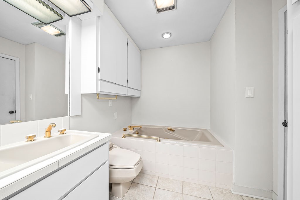 Riverlyn - Residential