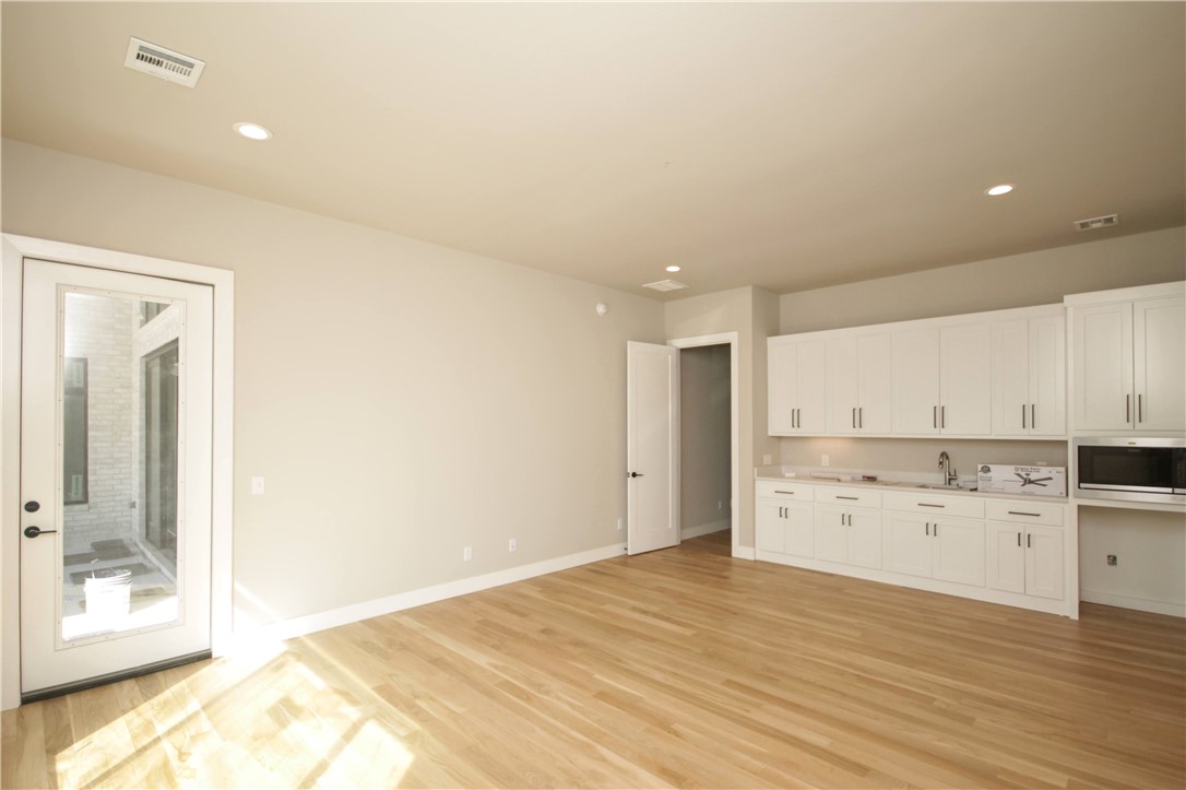 Scissortail - Residential