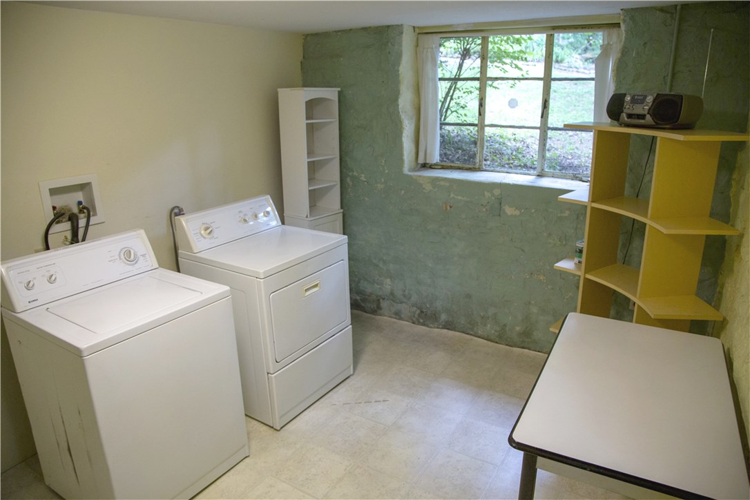 Oak Grove-Drake - Residential Lease
