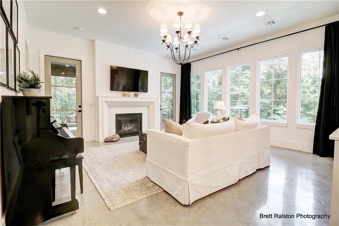 Oakbrook Subdivision Ph II -Bentonville - Residential