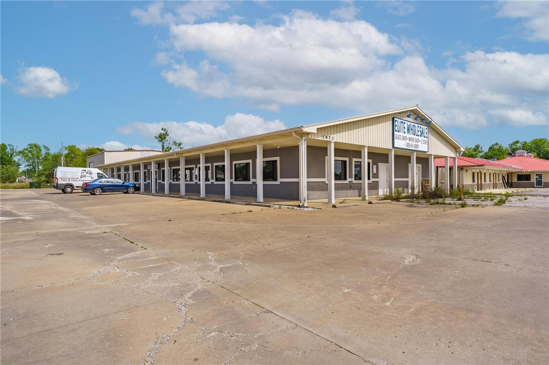 Eastgate Sub Siloam Spgs - Commercial Lease