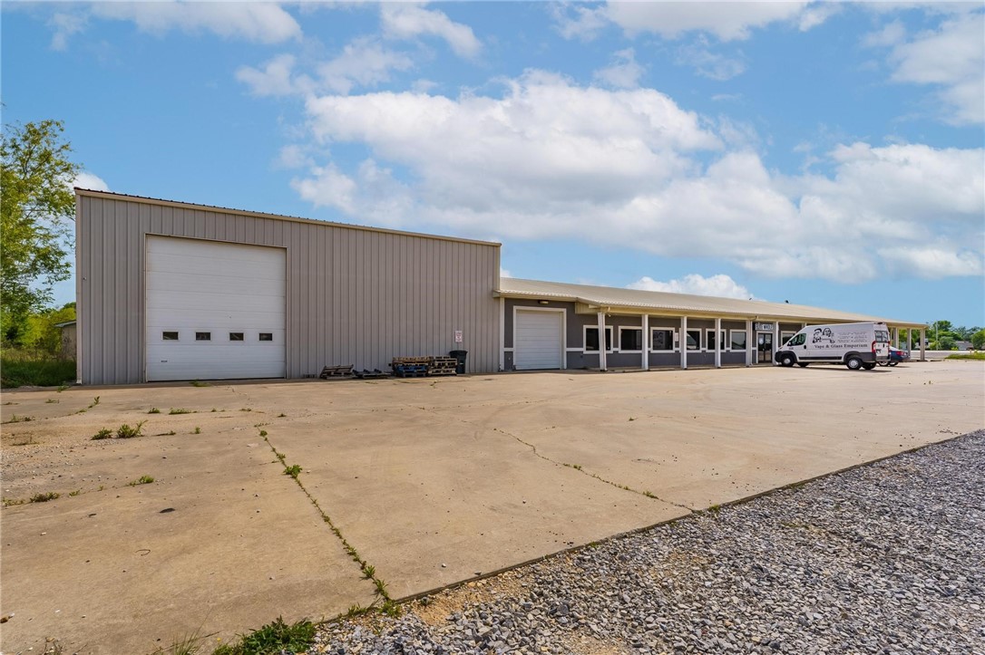 Eastgate Sub Siloam Spgs - Commercial Lease