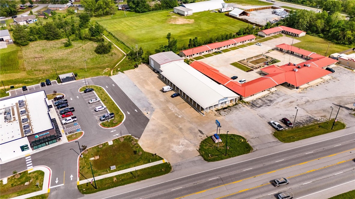 Eastgate Sub Siloam Spgs - Commercial Lease
