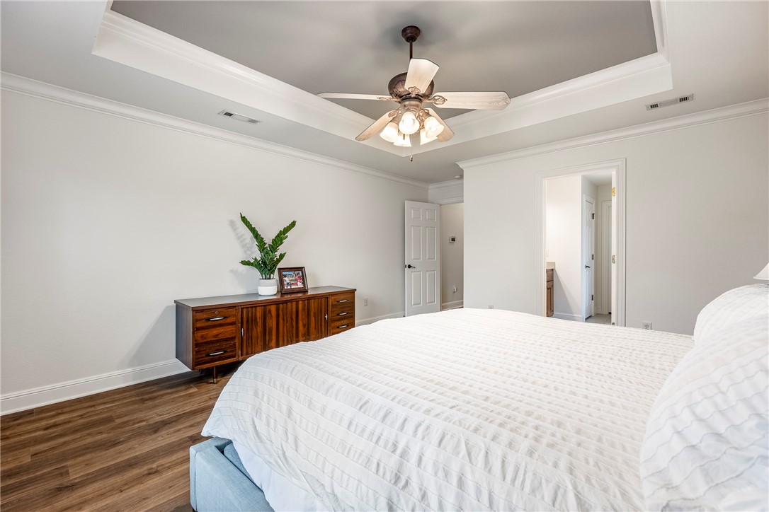 Oak Walk - Residential
