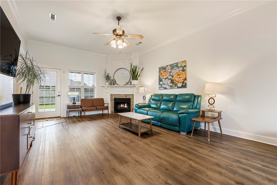Oak Walk - Residential
