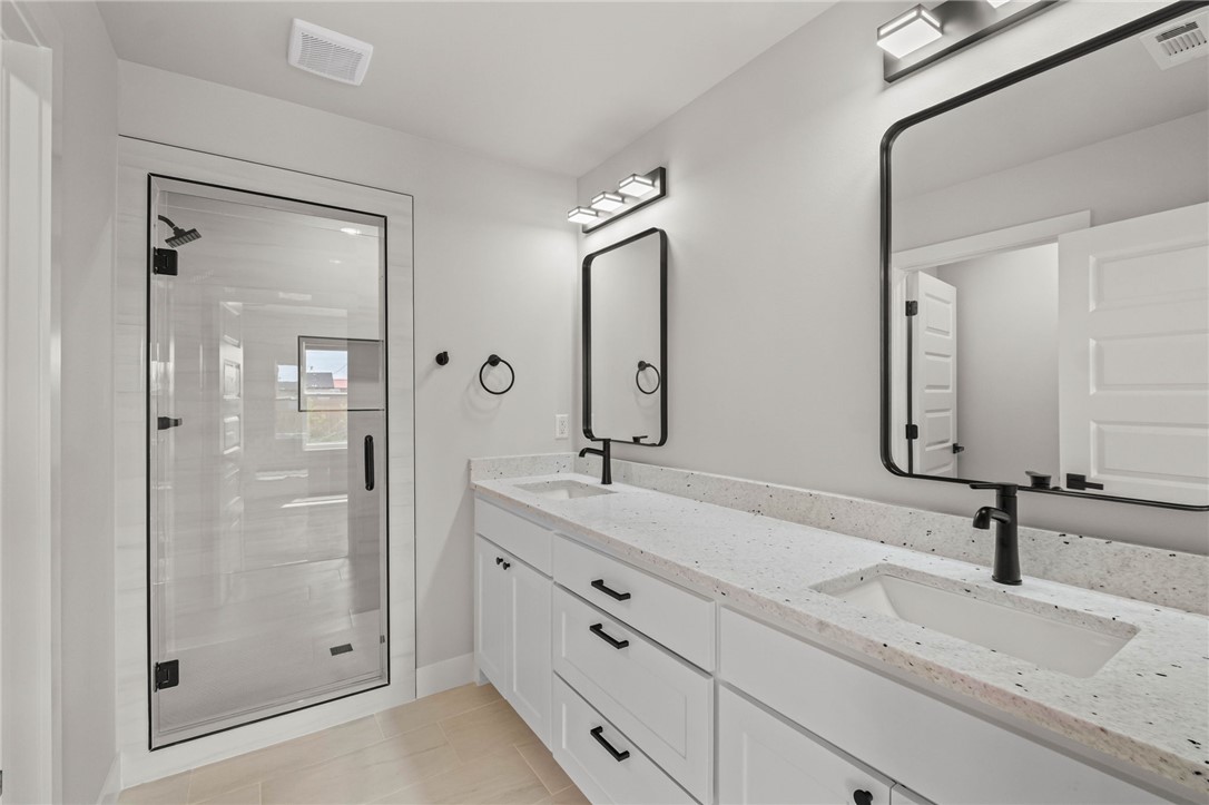 Bishop Manor Rogers - Residential