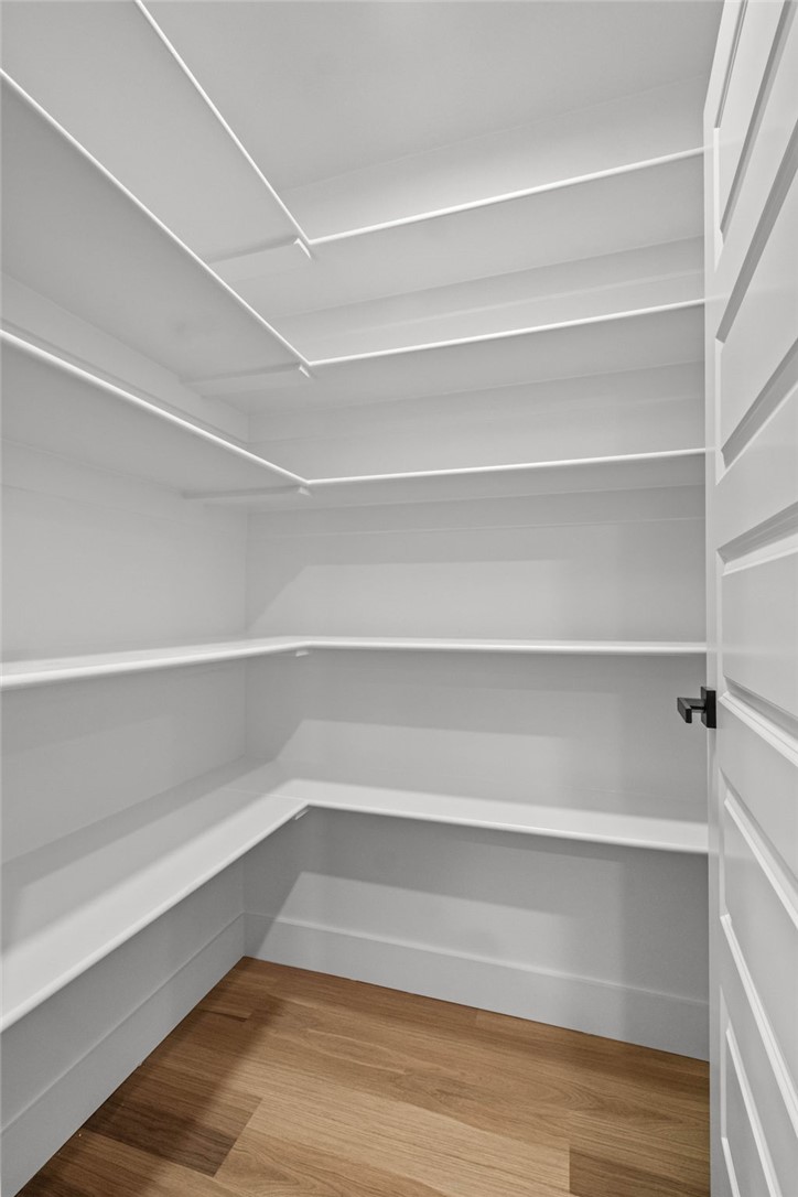 Bishop Manor Rogers - Residential