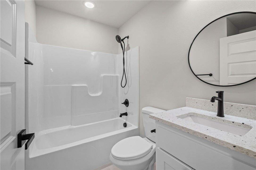 Bishop Manor Rogers - Residential