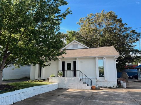 Photo of 113 & 115 E Davidson Street, Fayetteville, AR 72701 (MLS # 1343637)