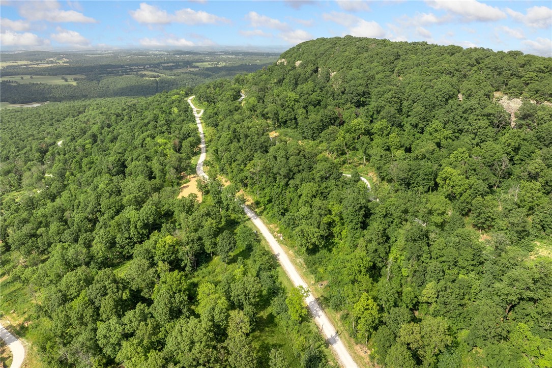 Round Mountain Estates - Land