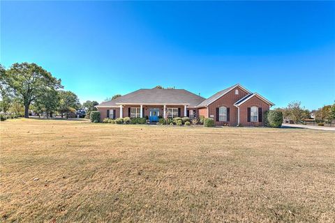 Photo of 2389 Marylane Drive, Rogers, AR 72756 (MLS # 1341125)