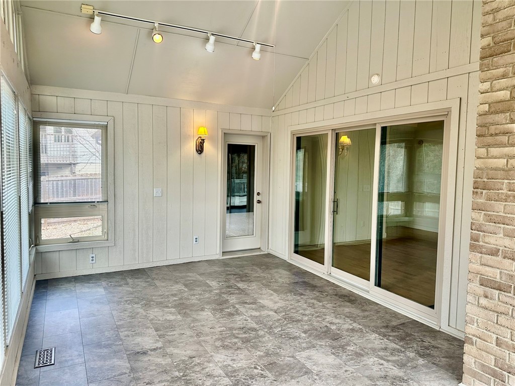 Cargill Sub Bvv - Residential Lease