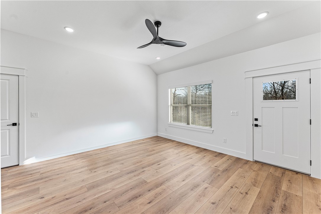 Newburgh Sub Bvv - Residential