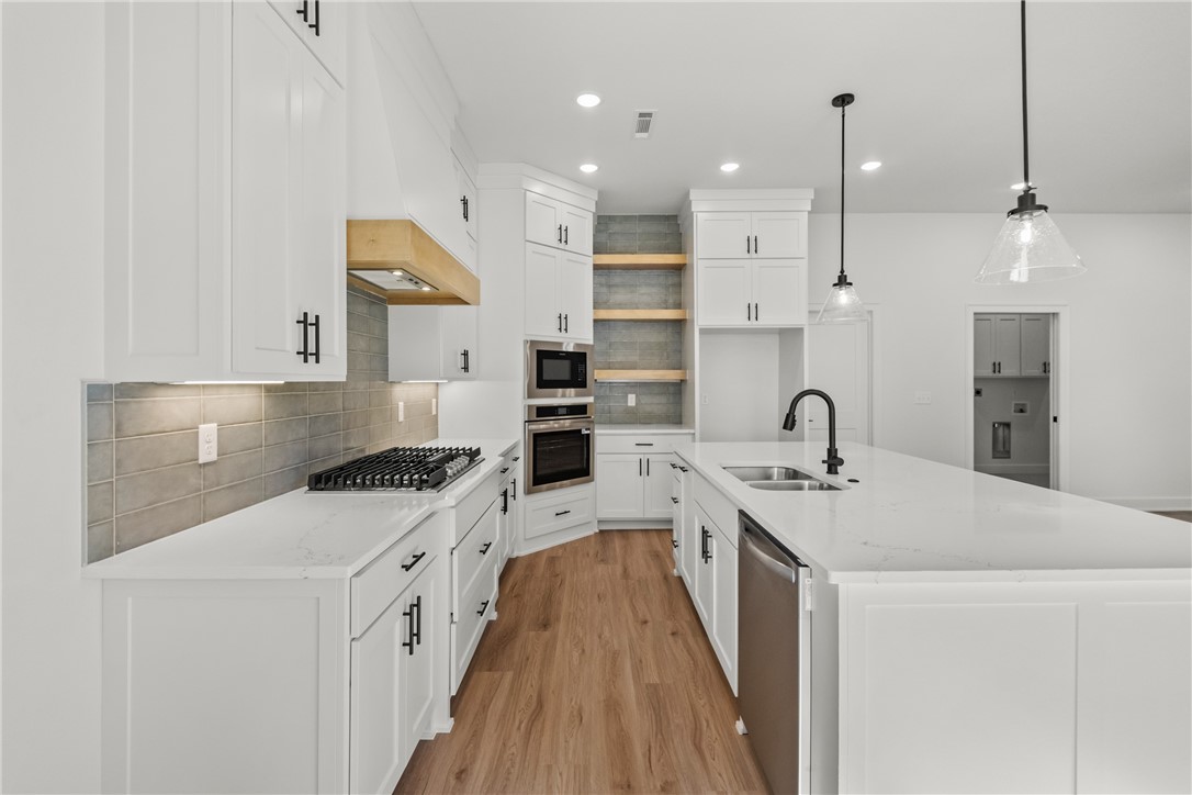 Silver Leaf Estates Ph I Centerton - Residential