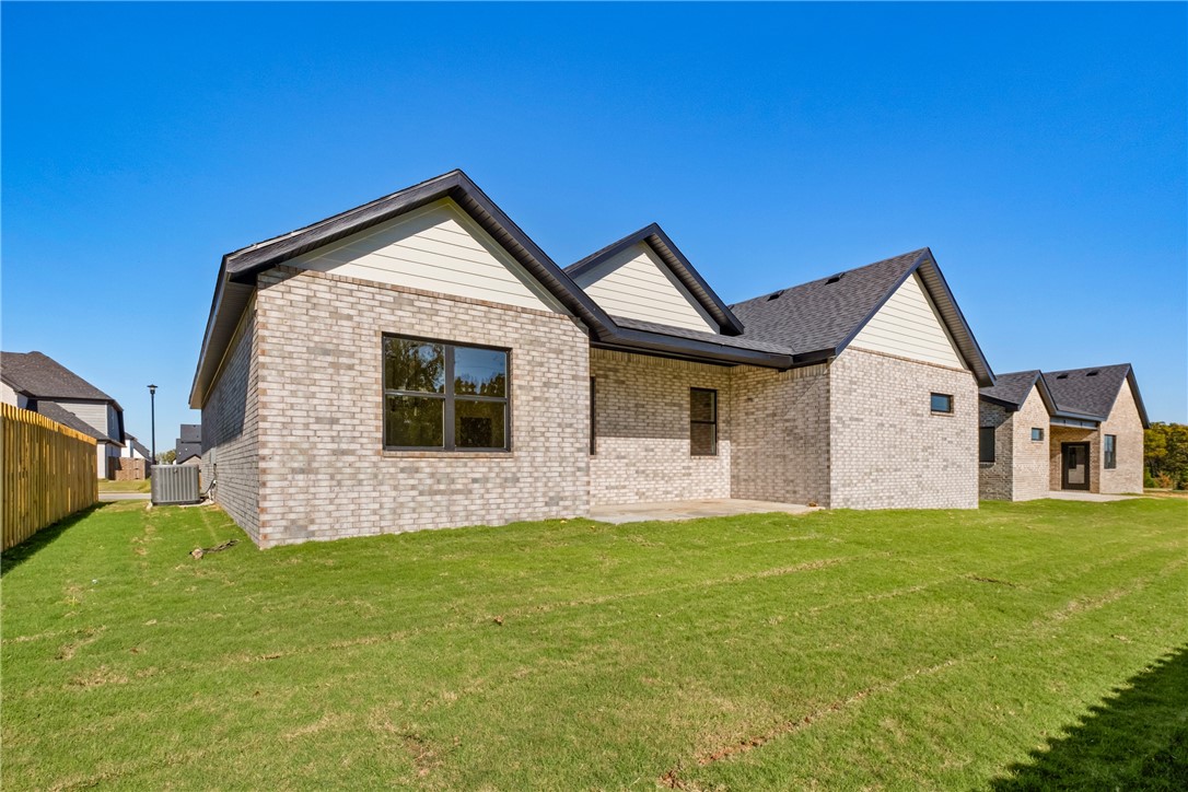 Silver Leaf Estates Ph I Centerton - Residential