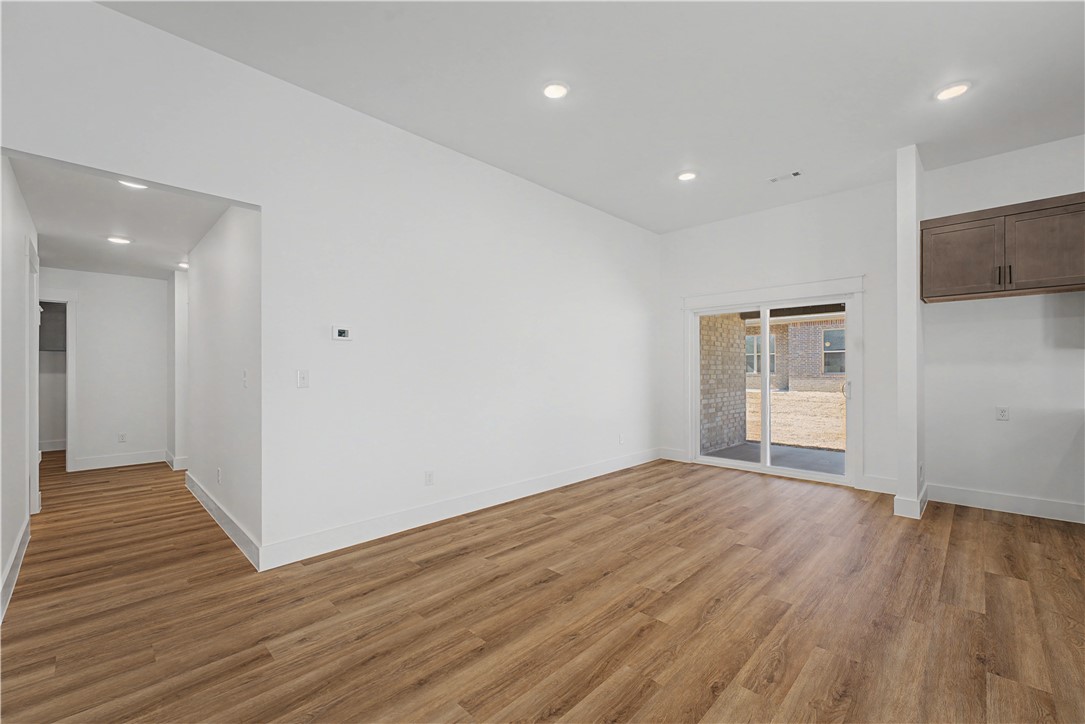 Woodcrest Walk - Residential