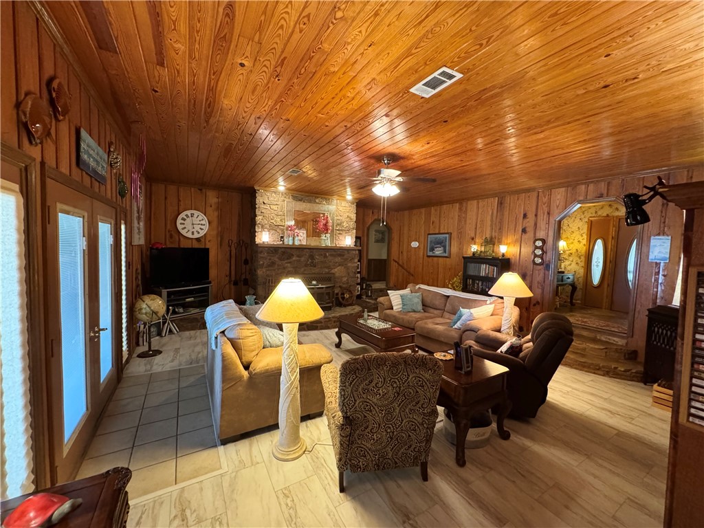 Jenkins Lakefront Pines - Residential