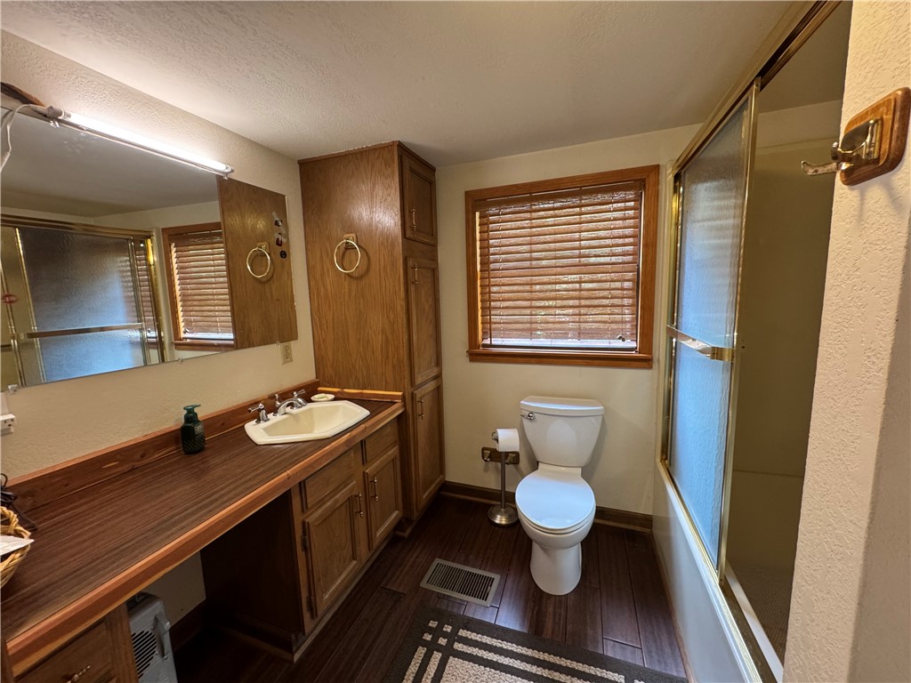 Jenkins Lakefront Pines - Residential