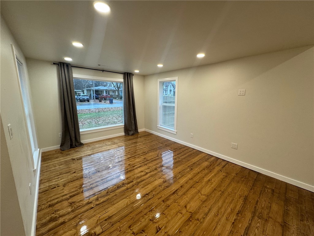 C D Gunters Add 2 Siloam Spgs - Residential Lease