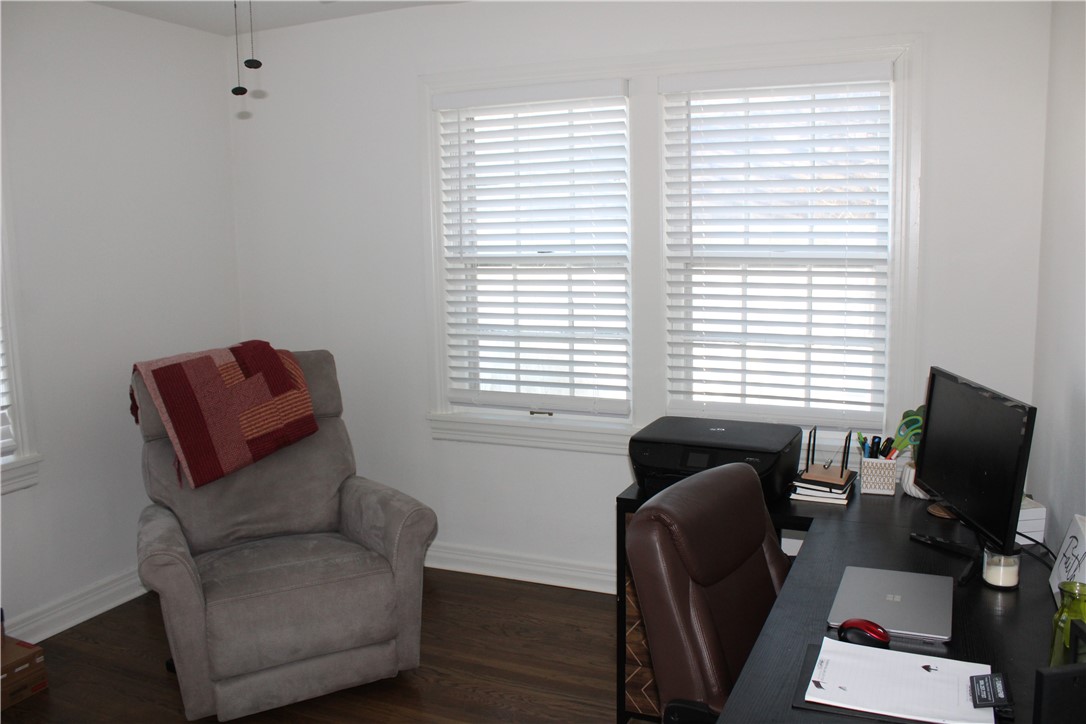 ORIGINAL TOWN OF BENTON - Residential