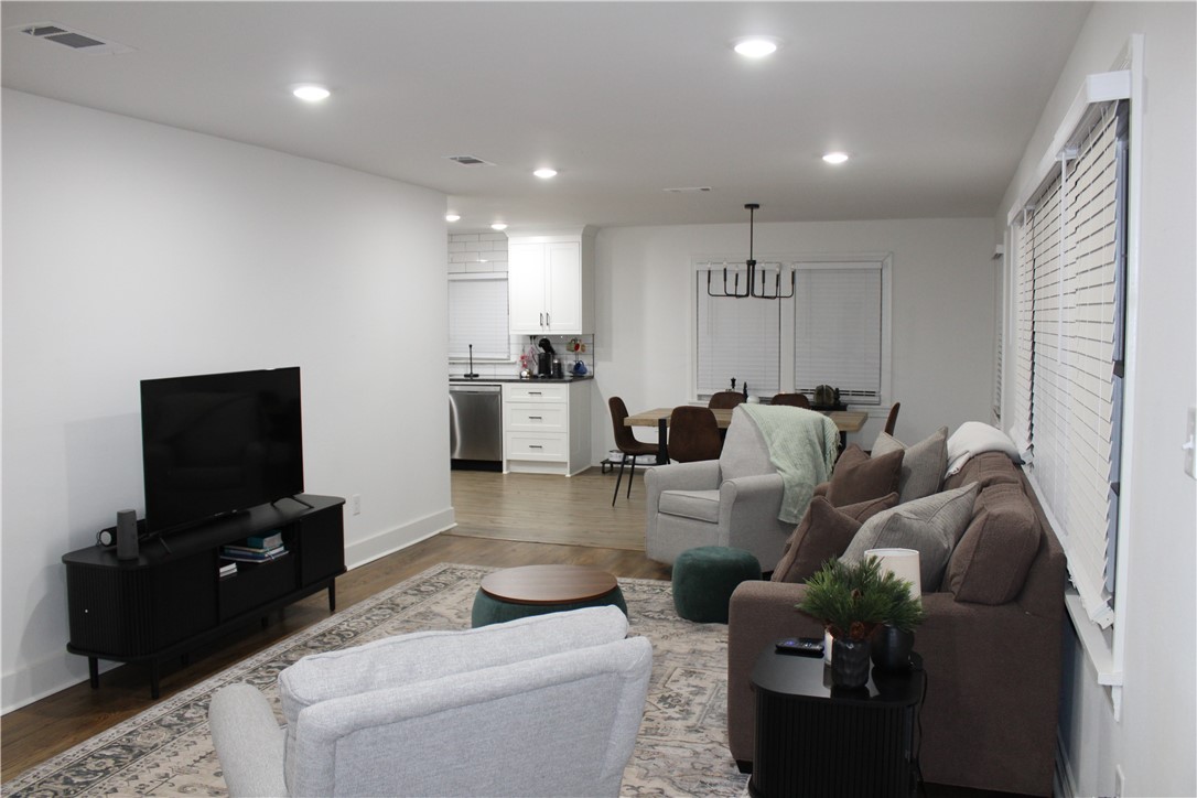 ORIGINAL TOWN OF BENTON - Residential